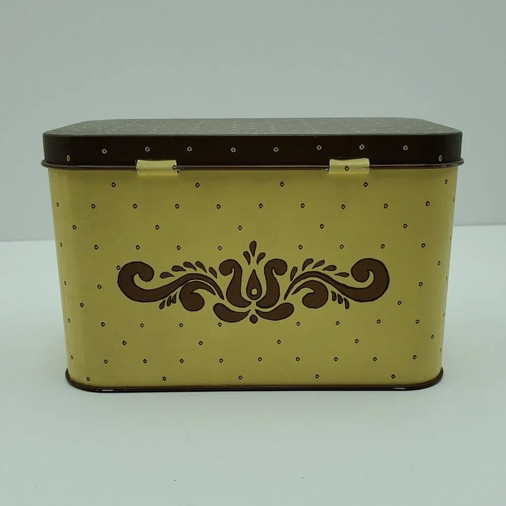 Pfaltzgraff Village Metal Recipe Card Holder Tin Box Cookie Candy Tea Tin - Picture 3 of 8